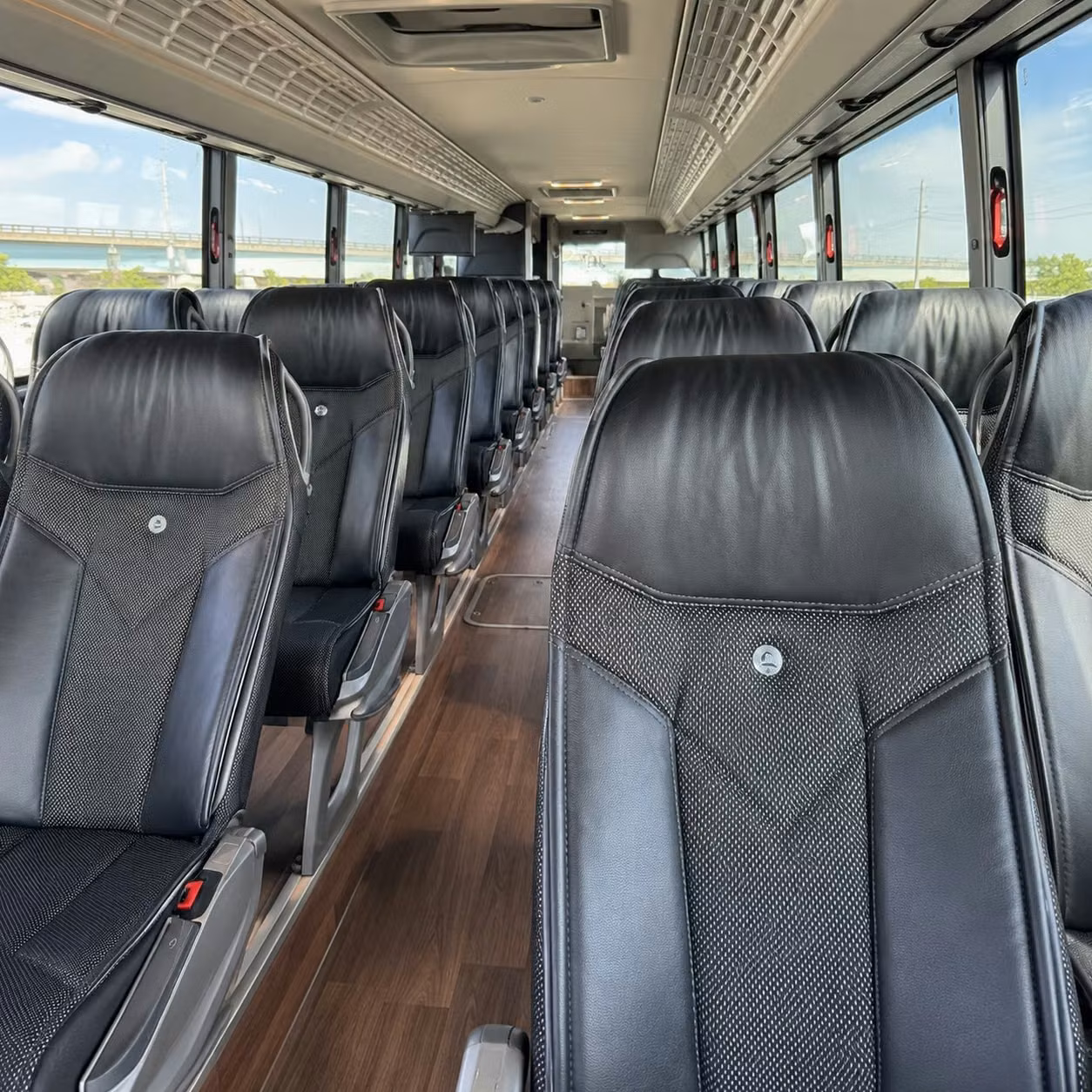 honolulu charter bus interior