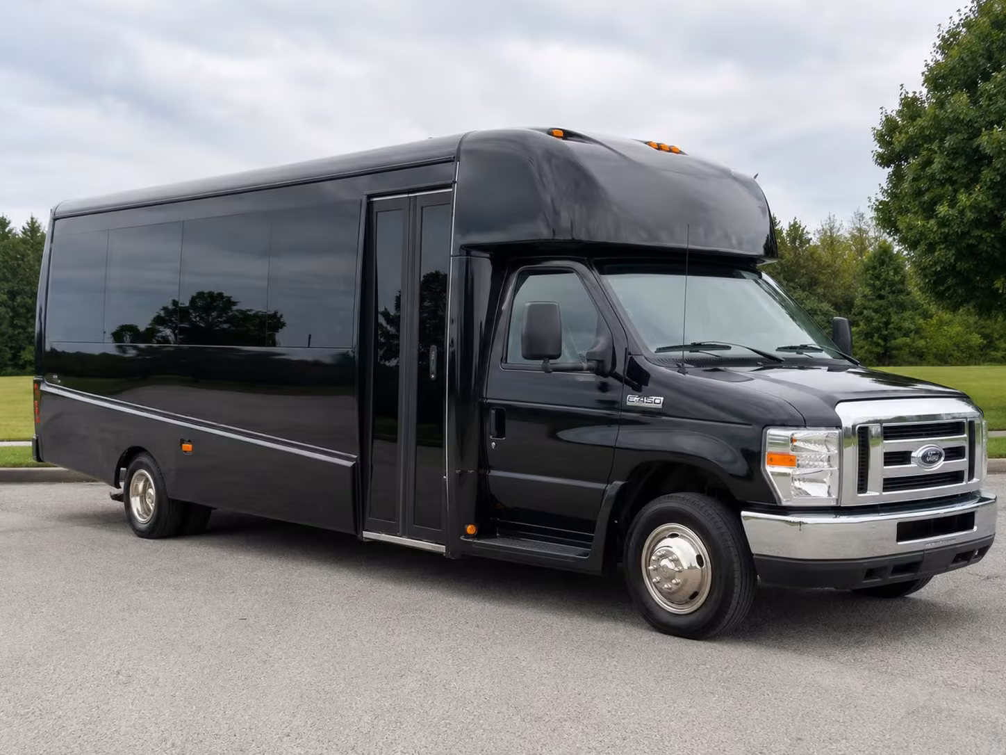 minibus rentals for science and nature field trips on oahu
