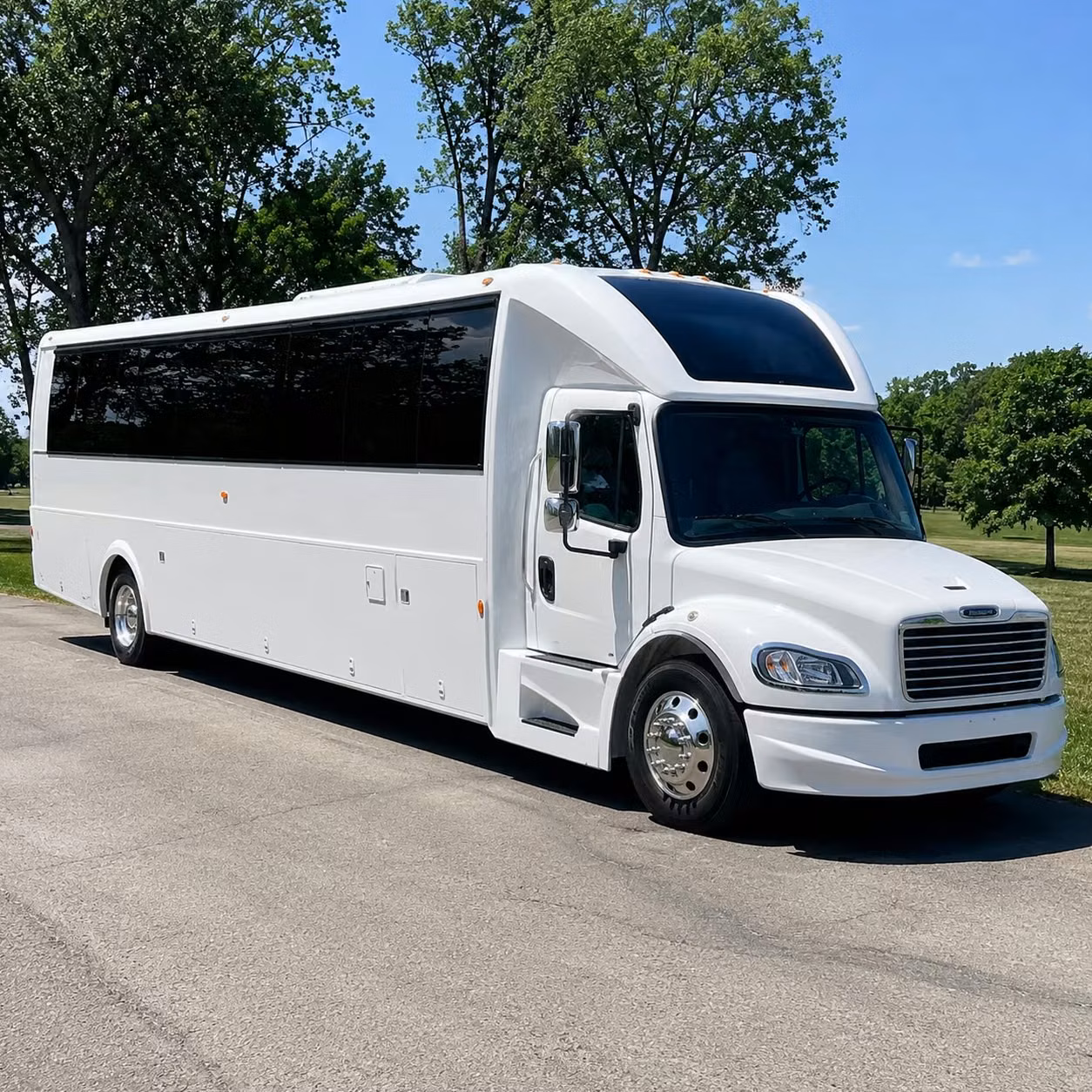 party buses for honolulu prom night that keep the energy going all night long