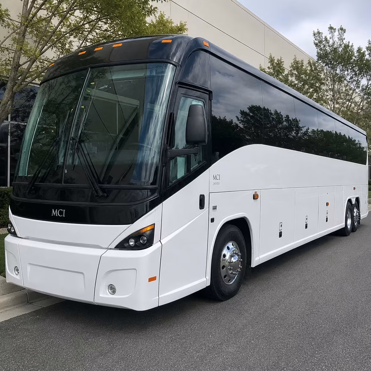 reliable shuttle services between honolulu s military installations and government facilities