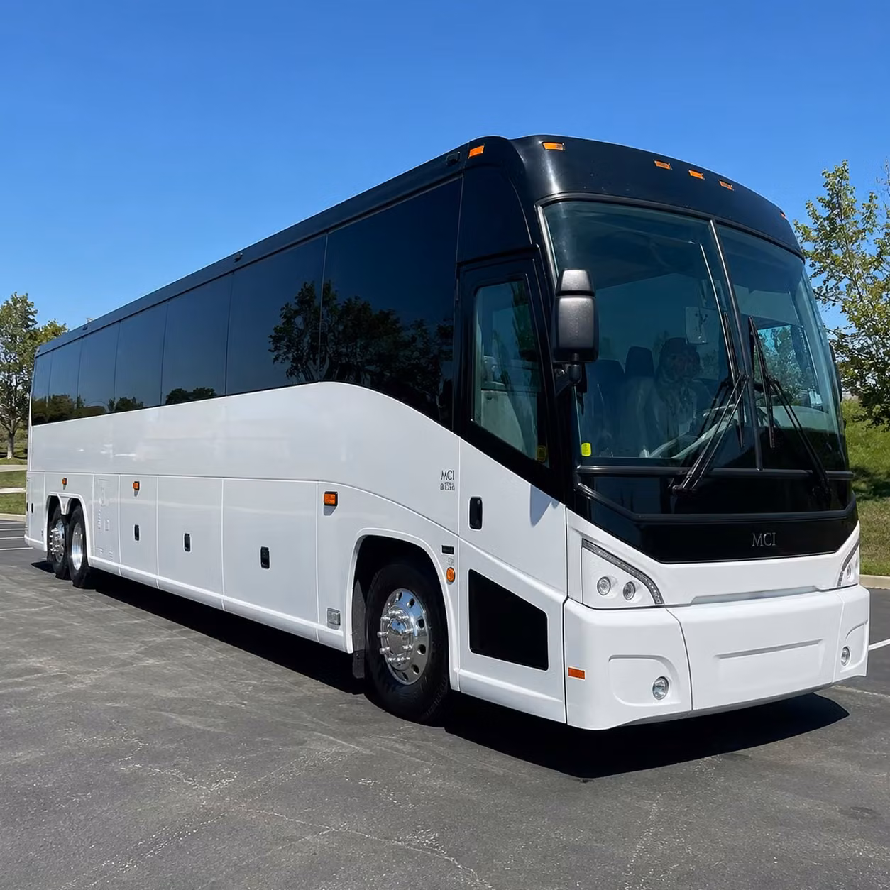 skip the h 1 gridlock book a honolulu corporate commuter shuttle instead